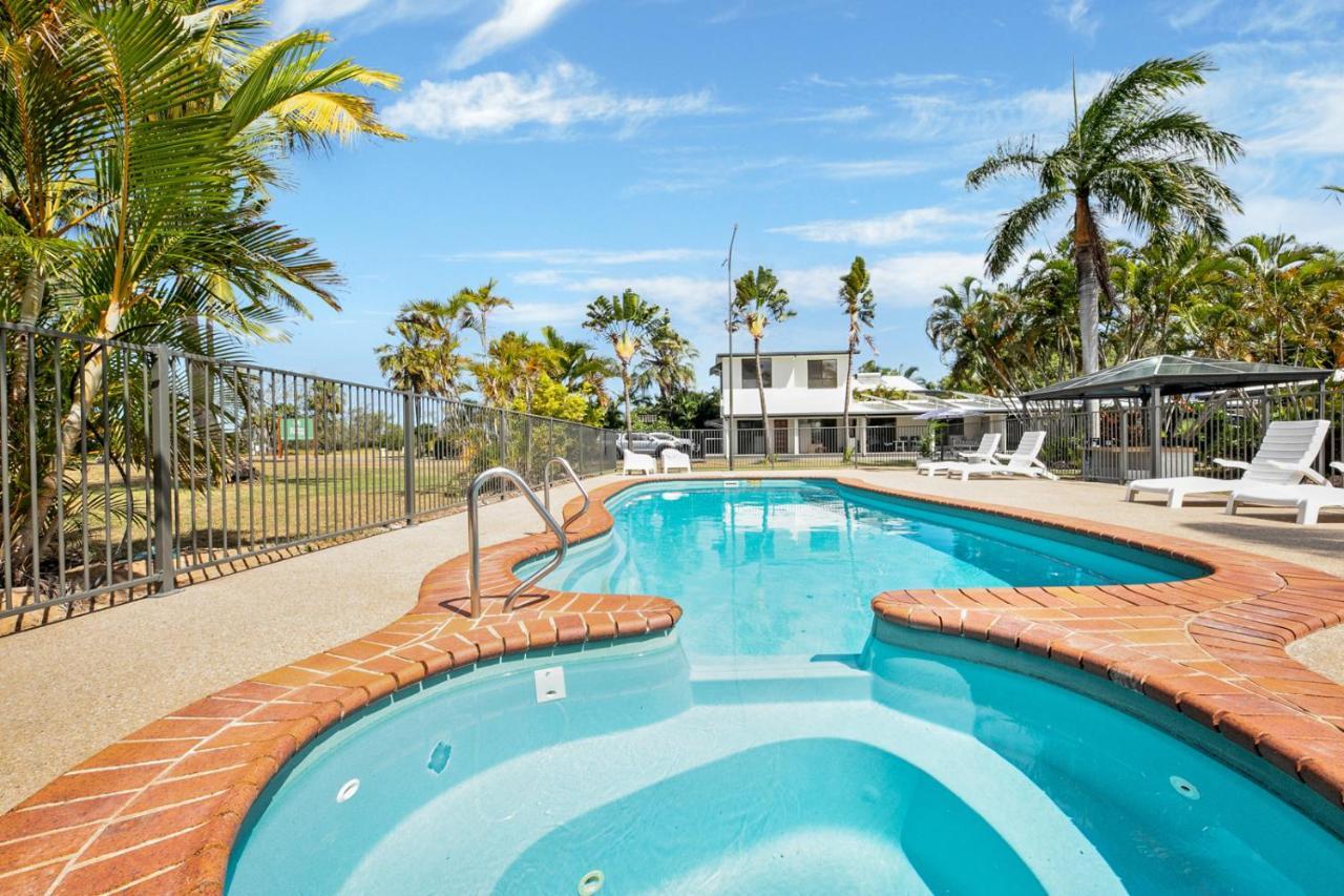 Kinka Palms